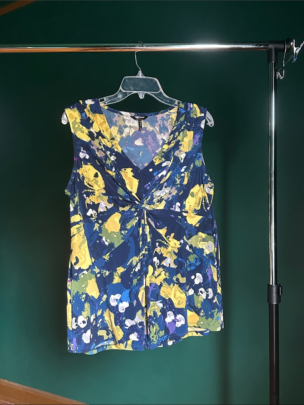 Daisy Fuentes Navy & Yellow Floral Twist-Front Camisole